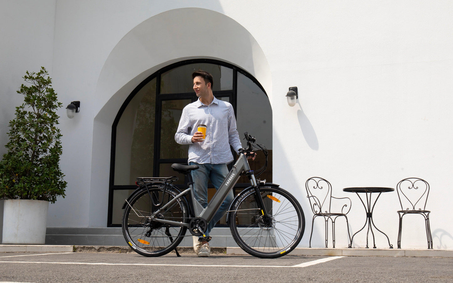 Fafrees F28 Pro with App Control - epedals.eu | e-bikes revolution